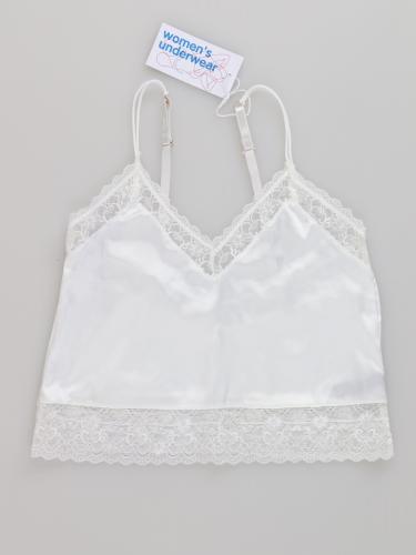 5277 (1)  Les Provocatrices