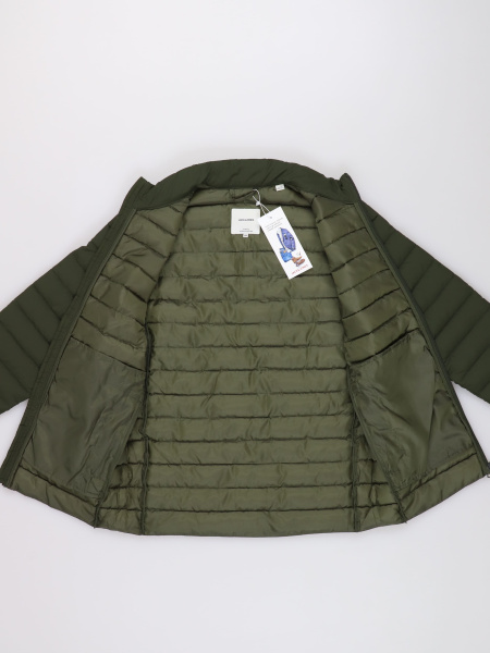 12596 (2) Jack & Jones