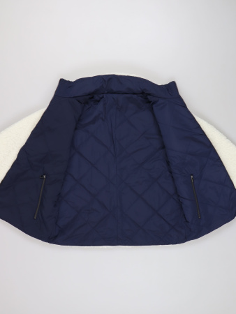 14991 (5) Gina Laura