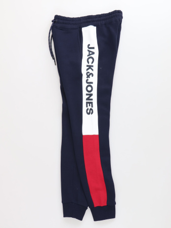 8676 (4) Jack & Jones